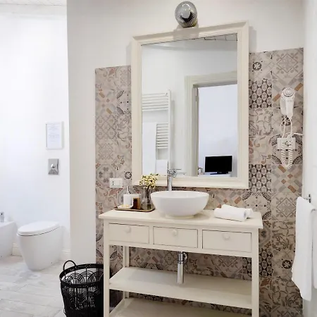 Hibiscus Comfort Quartu SantʼElena