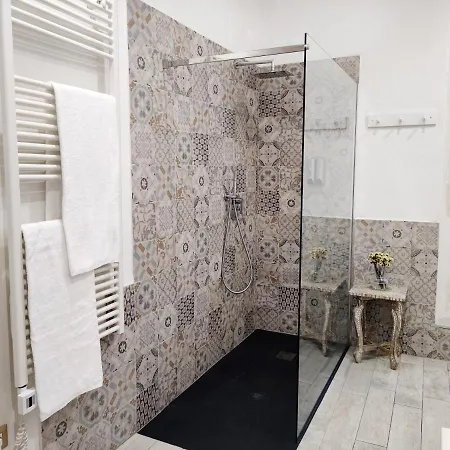 Hibiscus Comfort فندق مبيت وإفطار كوارتو سانتيلينا
