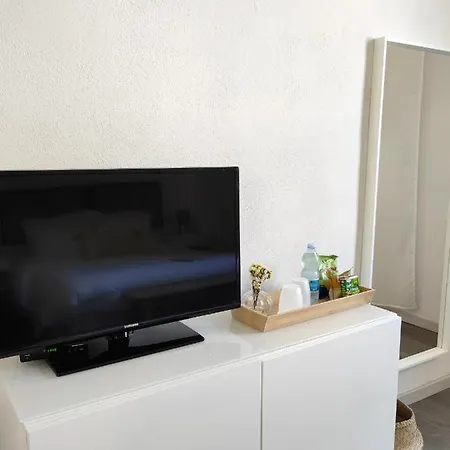 לינה וארוחת בוקר Hibiscus Comfort Quartu SantʼElena