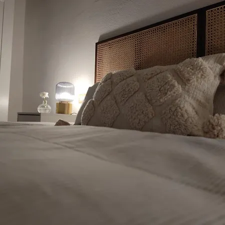 Hibiscus Comfort Bed & Breakfast *
