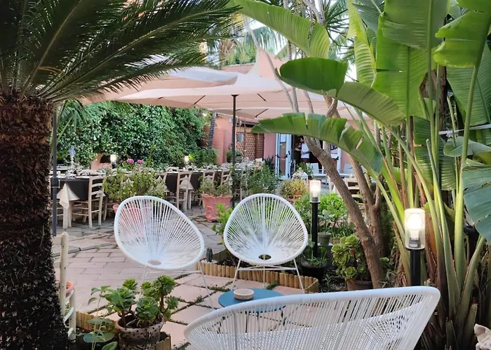 Couette-café Hibiscus Comfort Quartu SantʼElena